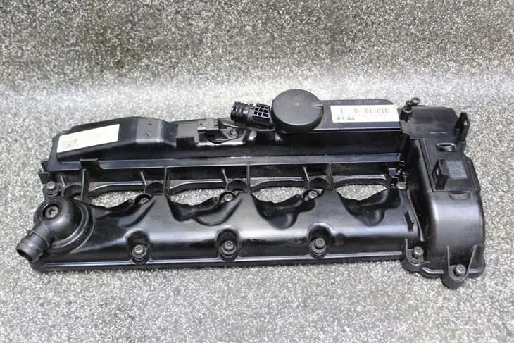 #A6510101230 M-Benz Diesel için Vana Kapağı